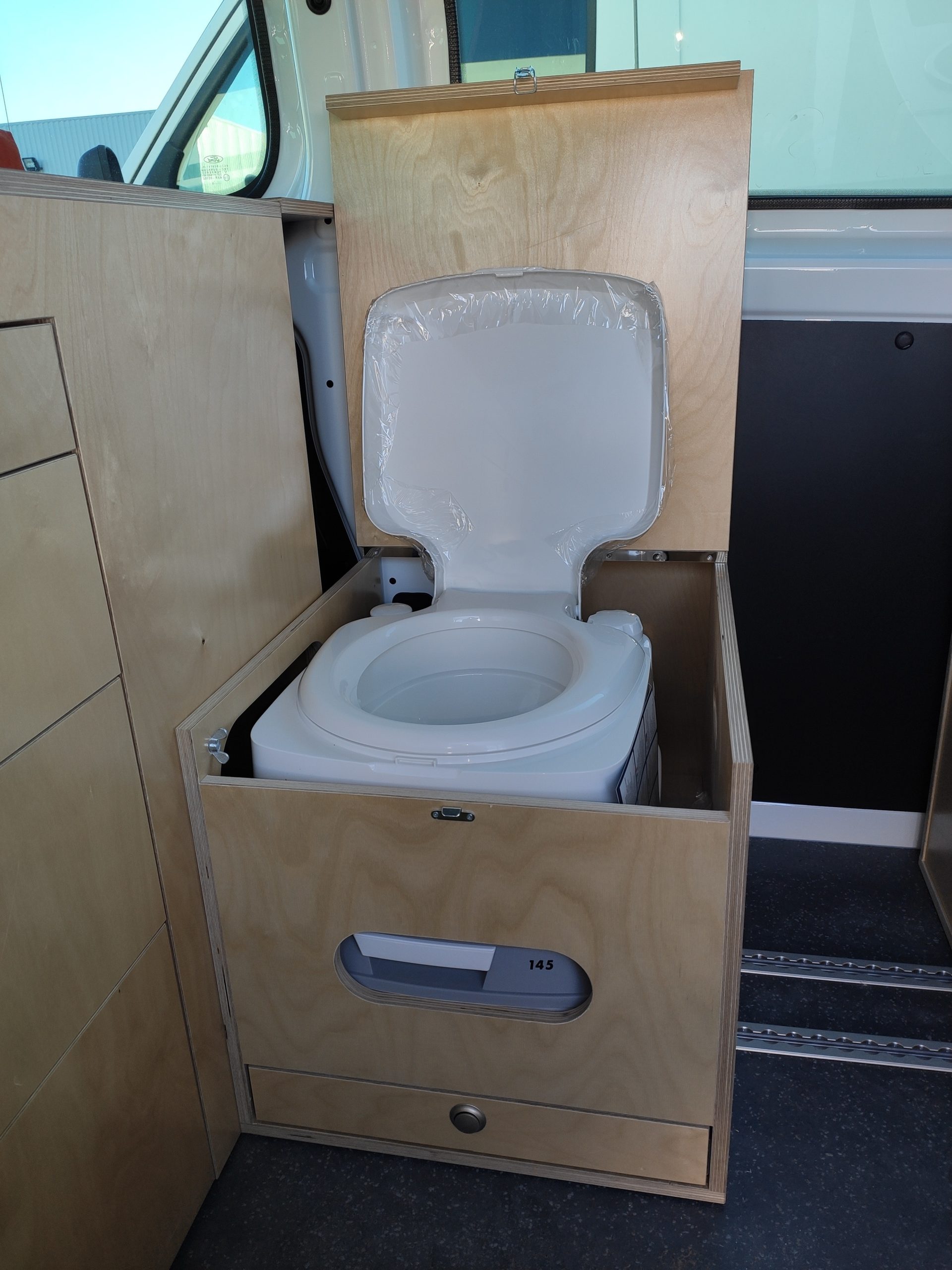 WC chimique Porta Potti 145 - Camp'in Box